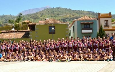 Entrega de la Medalla de Oro al Club Baloncesto Guancha